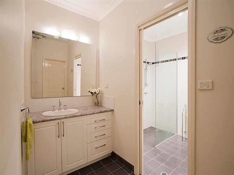 37 Thurlgona Road, Engadine NSW 2233