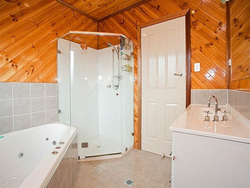 86 Cooriengah Heights Road, Engadine NSW 2233