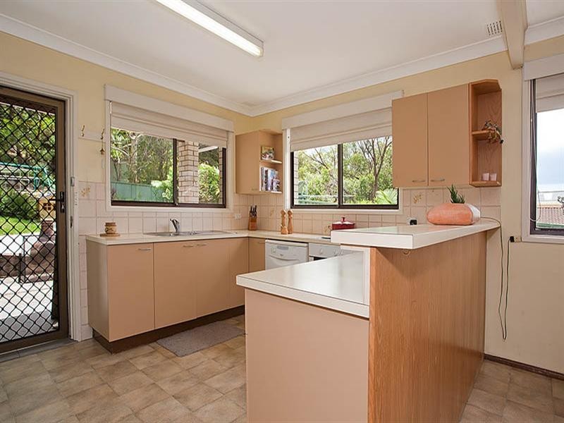 27 Kingswood Road, Engadine NSW 2233