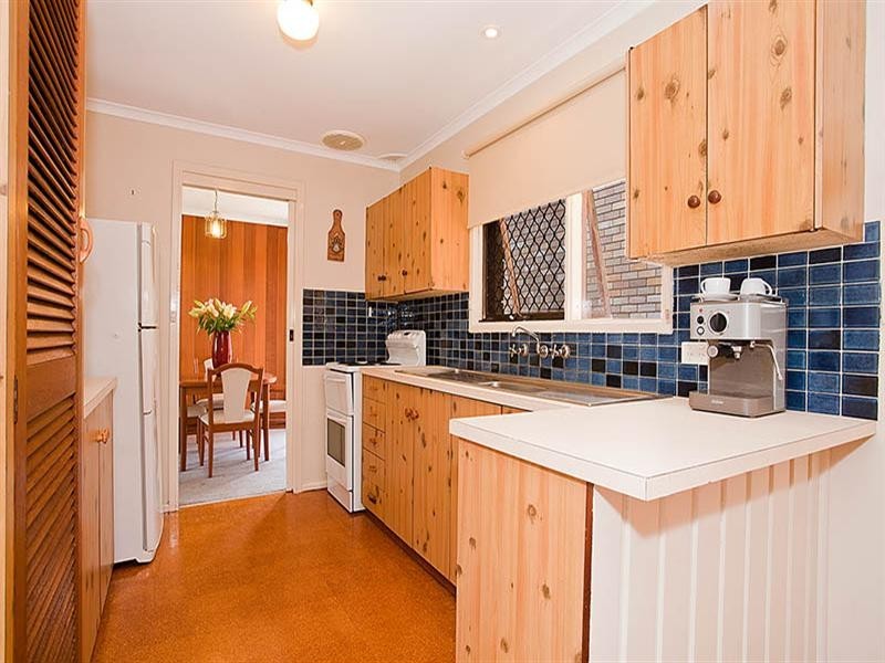 34 Laurina Avenue, Yarrawarrah NSW 2233