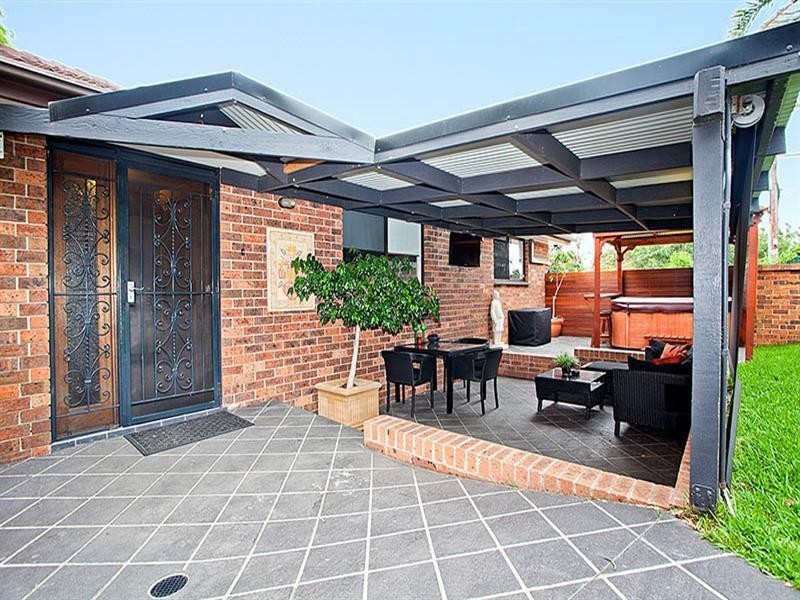 43 Mountain Street, Engadine NSW 2233