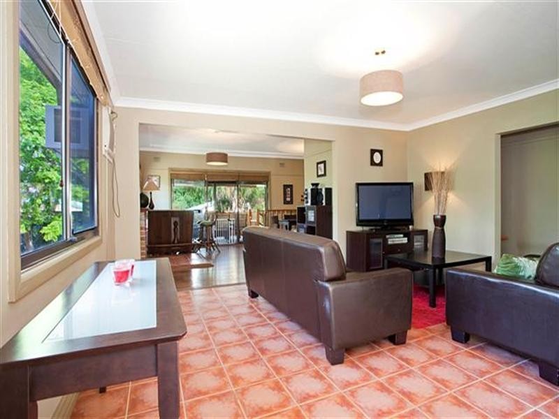 193 Woronora Road, Engadine NSW 2233