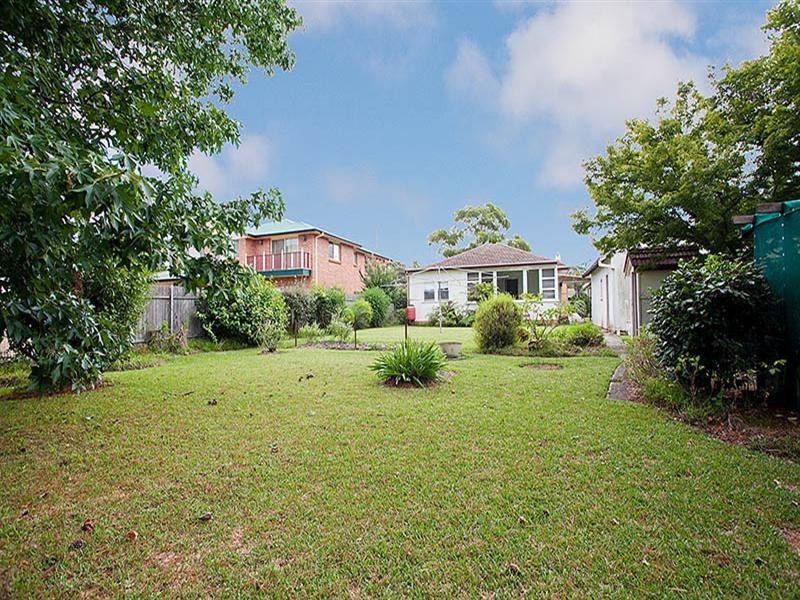 10 Ferntree Road, Engadine NSW 2233