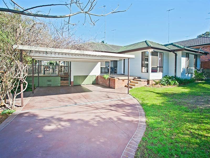 35 Higgerson Avenue, Engadine NSW 2233