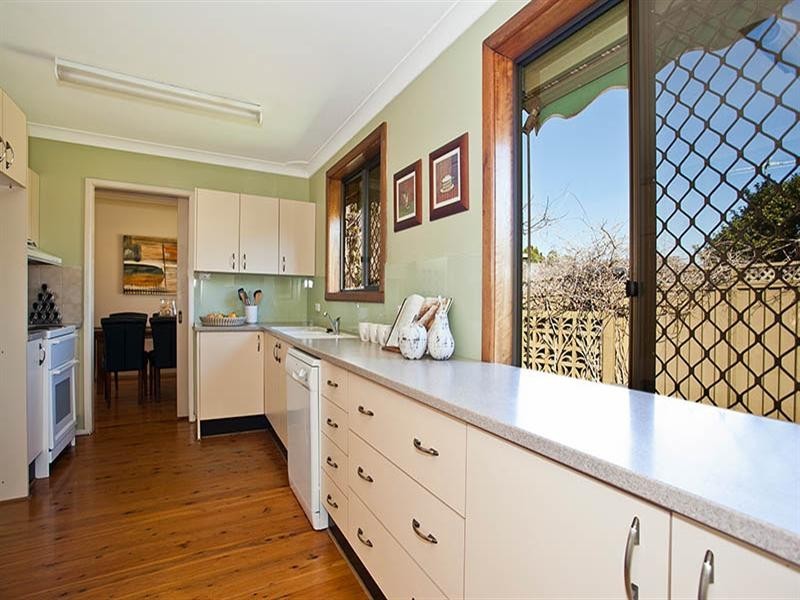 35 Higgerson Avenue, Engadine NSW 2233