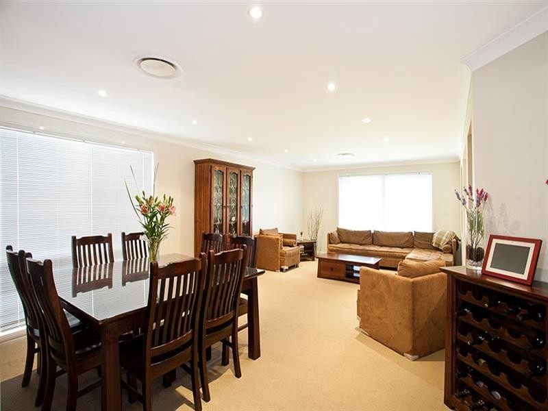 7 Grevillea Grove, Heathcote NSW 2233