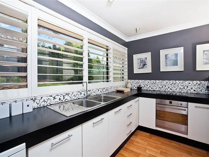 13 Lindsay Gordon Place, Heathcote NSW 2233