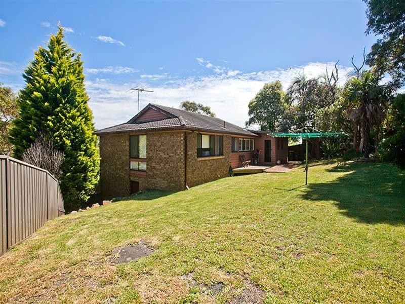 13 Lindsay Gordon Place, Heathcote NSW 2233