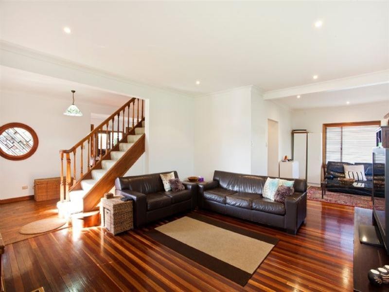 9 Sixth Avenue, Loftus NSW 2232