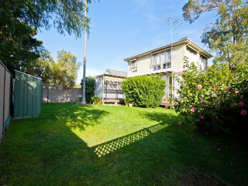 9 Sixth Avenue, Loftus NSW 2232