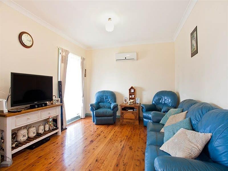 16 Bullecourt Avenue, Engadine NSW 2233