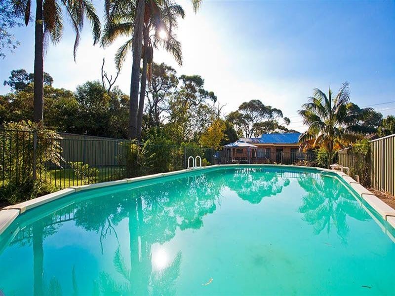 16 Bullecourt Avenue, Engadine NSW 2233