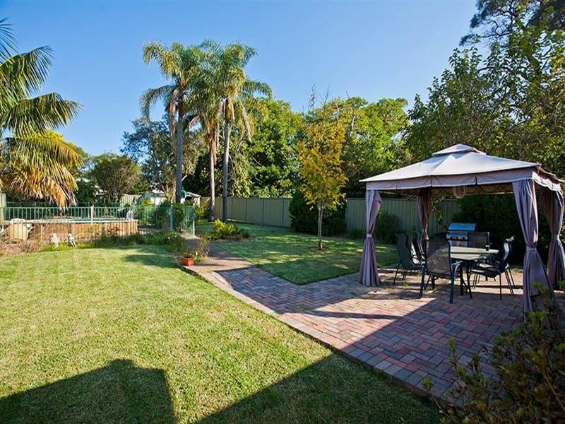 16 Bullecourt Avenue, Engadine NSW 2233