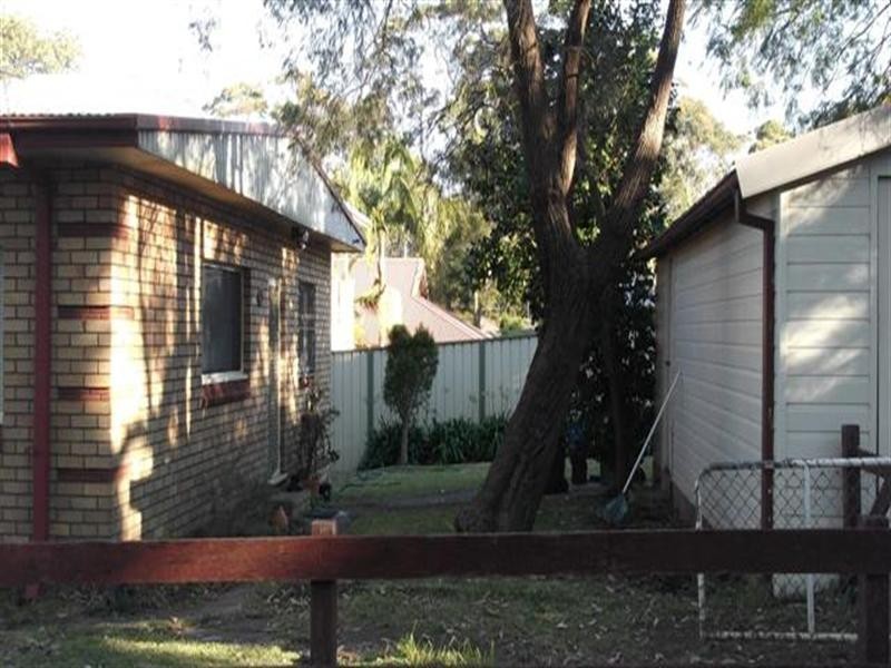 13 Tecoma Street, Heathcote NSW 2233