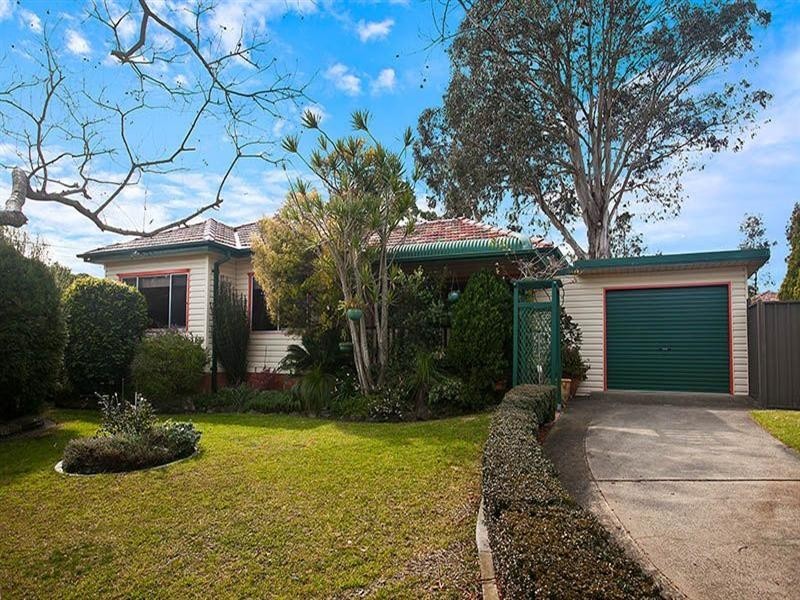 6 Quallee Place, Engadine NSW 2233