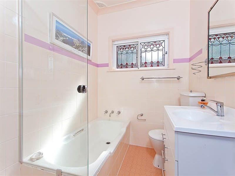 6 Quallee Place, Engadine NSW 2233