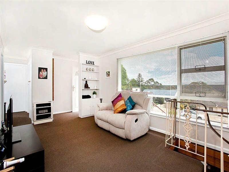 2 Sabugal Road, Engadine NSW 2233
