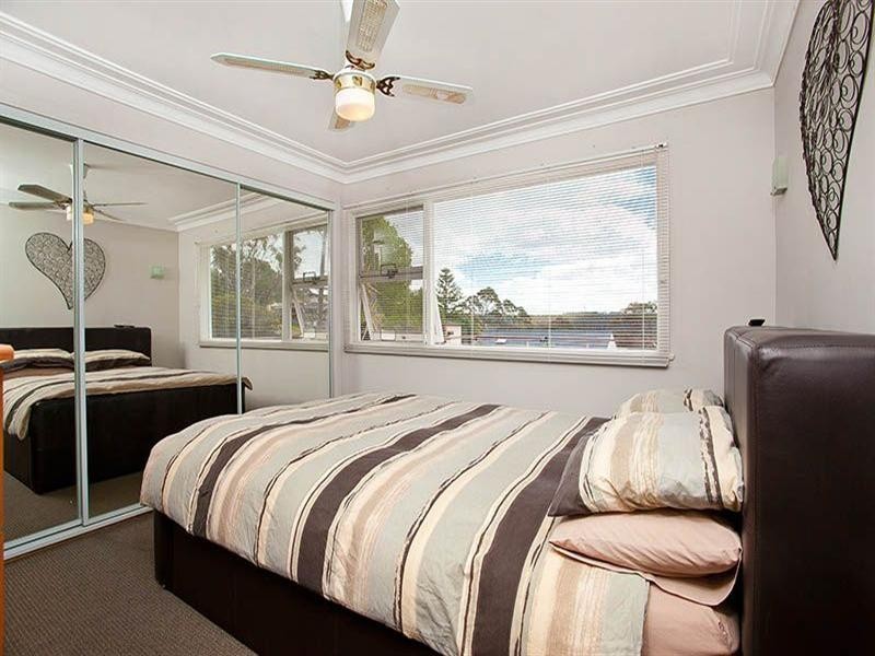2 Sabugal Road, Engadine NSW 2233