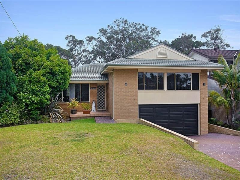 19 Sierra Road, Engadine NSW 2233