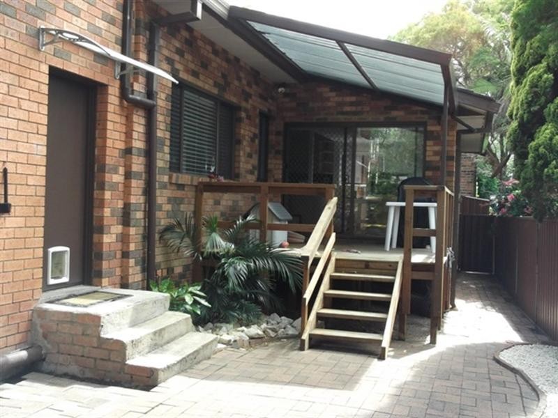 52 Cooriengah Heights Road, Engadine NSW 2233