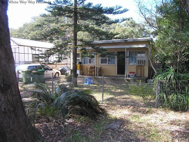 14 Banksia Street, Ettalong Beach NSW 2257