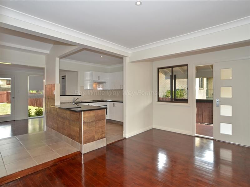 7 Macleay Avenue, Woy Woy NSW 2256