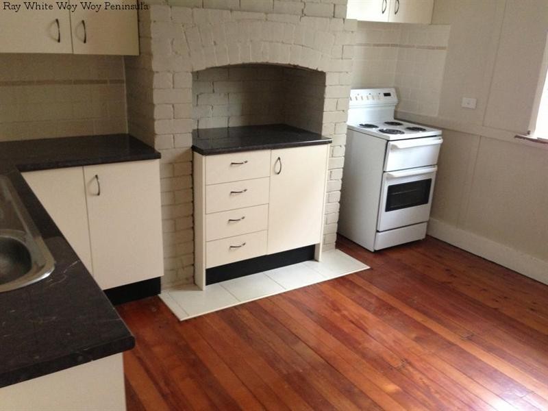 32 Taylor Street, Woy Woy Bay NSW 2256