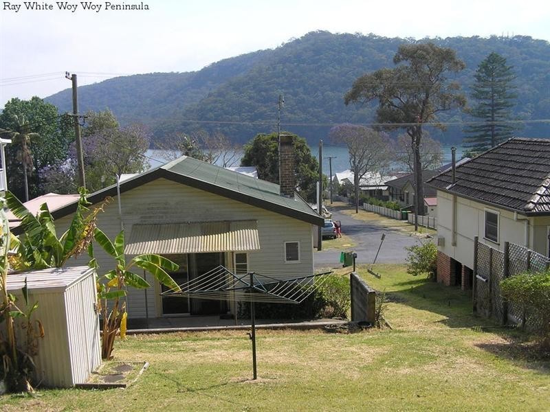 32 Taylor Street, Woy Woy Bay NSW 2256