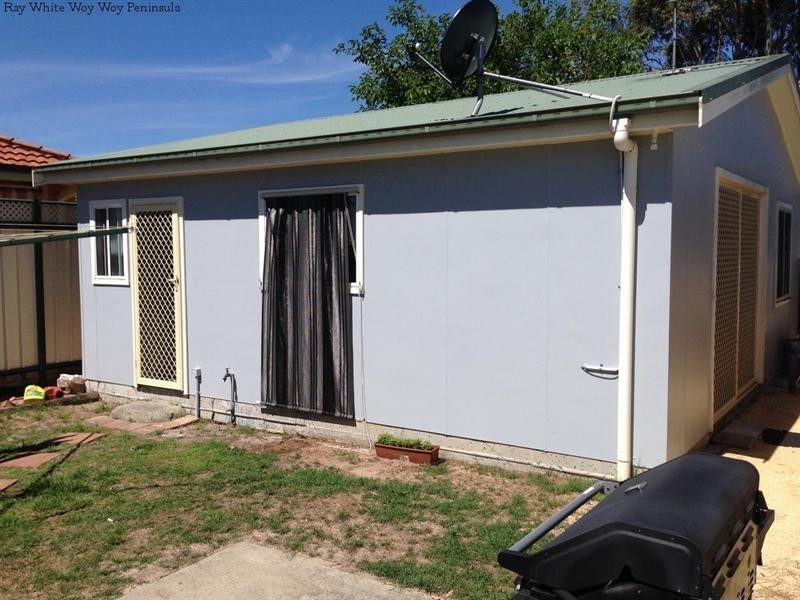 33 Terry Avenue, Woy Woy NSW 2256