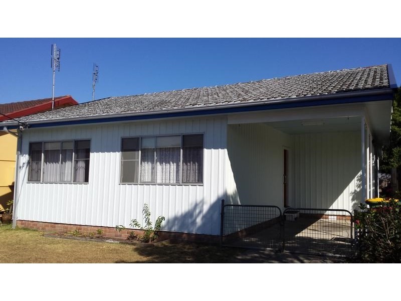 13 Cogra Road, Woy Woy NSW 2256