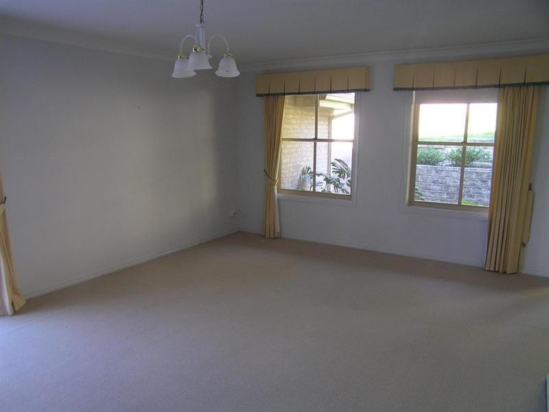 34 Daley Avenue, Daleys Point NSW 2257