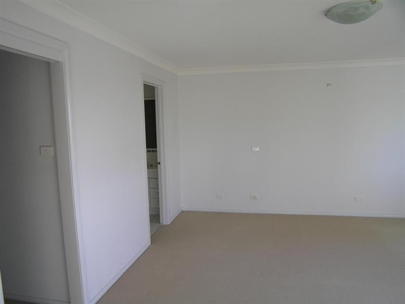 34 Daley Avenue, Daleys Point NSW 2257