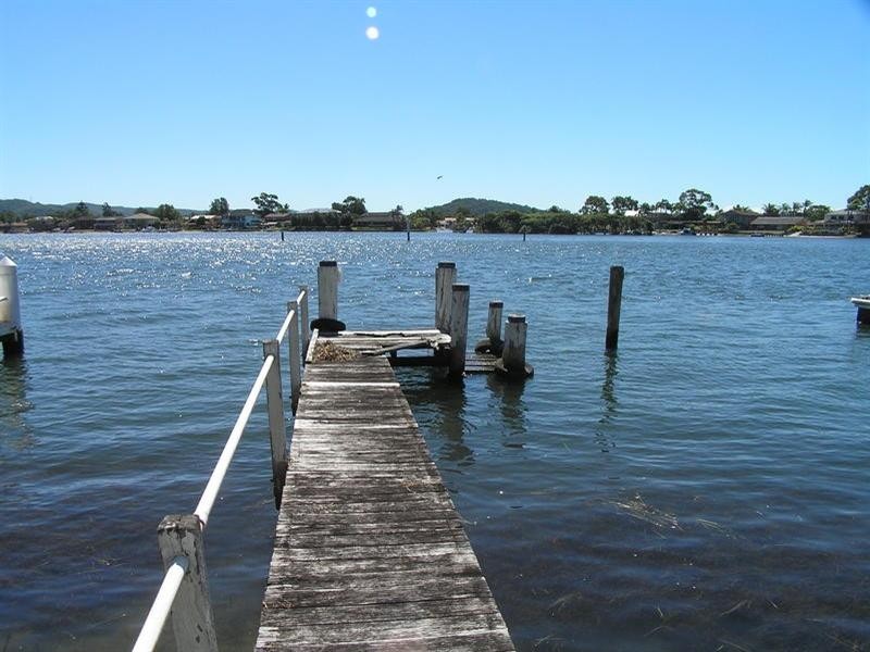 34 Daley Avenue, Daleys Point NSW 2257