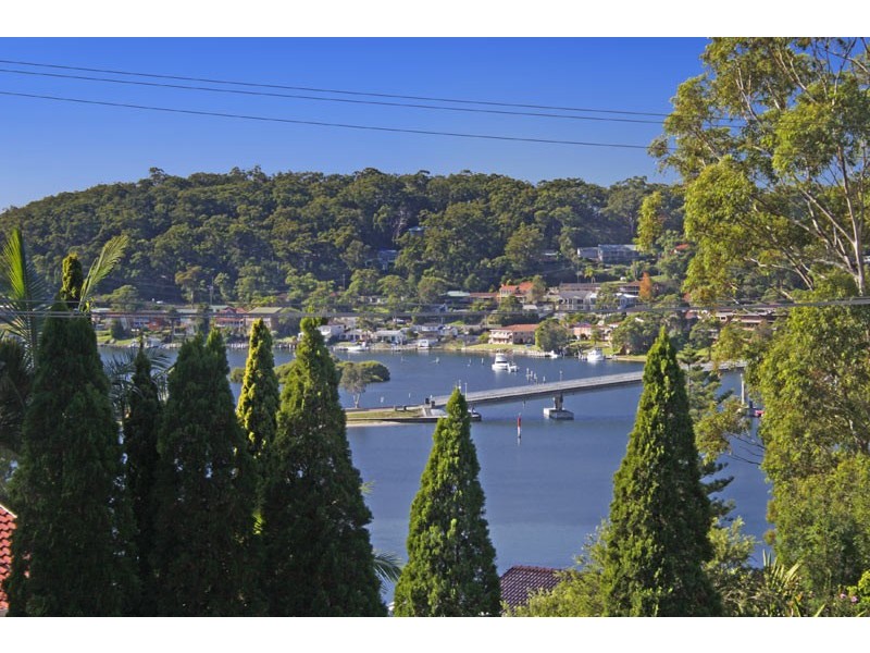 71 Daley Avenue, Daleys Point NSW 2257