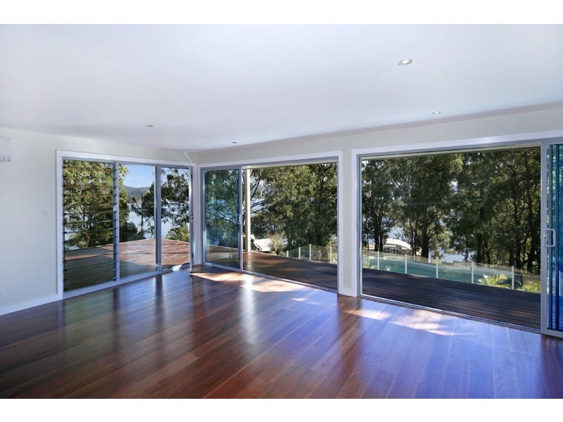 71 Daley Avenue, Daleys Point NSW 2257