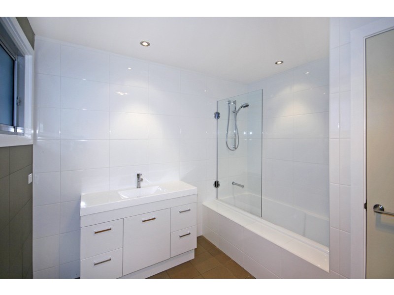 71 Daley Avenue, Daleys Point NSW 2257