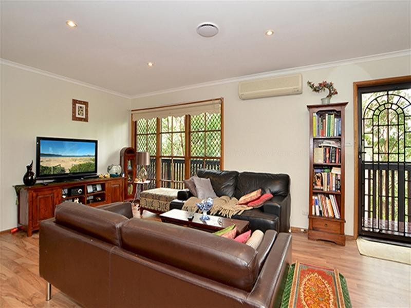 4G Gregory Street, Wyoming NSW 2250