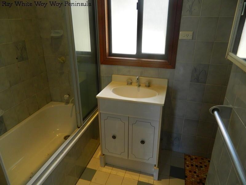 10 Brighton Road, Saratoga NSW 2251