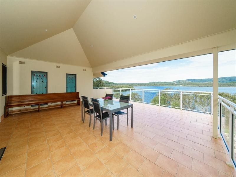 18 Sierra Crescent, East Gosford NSW 2250