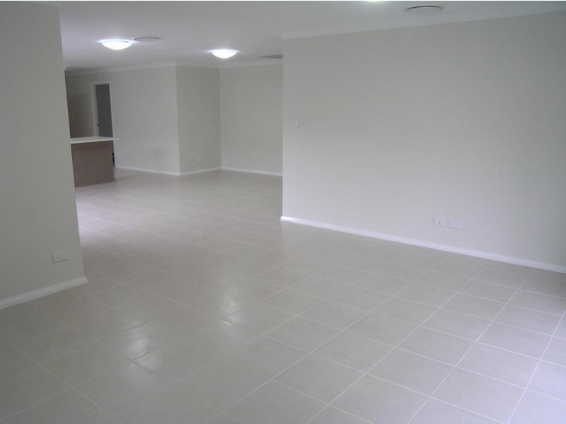 10 Nautilus Crescent, St Huberts Island NSW 2257