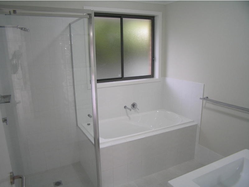 10 Nautilus Crescent, St Huberts Island NSW 2257