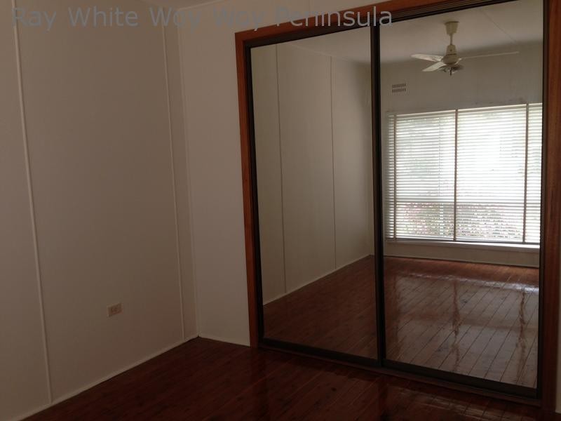 33 Terry Avenue, Woy Woy NSW 2256