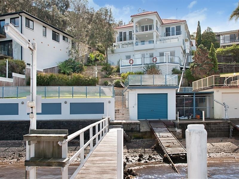 88 Daley Avenue, Daleys Point NSW 2257