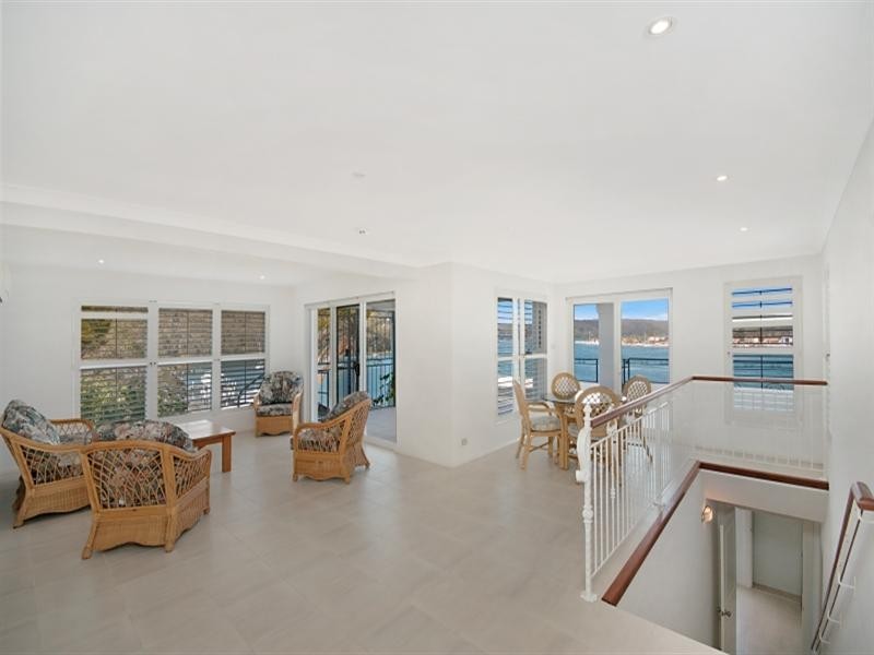 88 Daley Avenue, Daleys Point NSW 2257