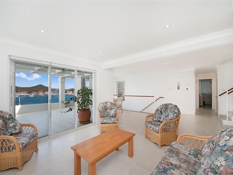 88 Daley Avenue, Daleys Point NSW 2257