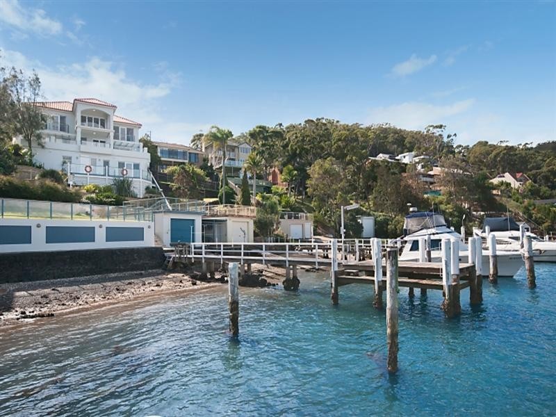 88 Daley Avenue, Daleys Point NSW 2257