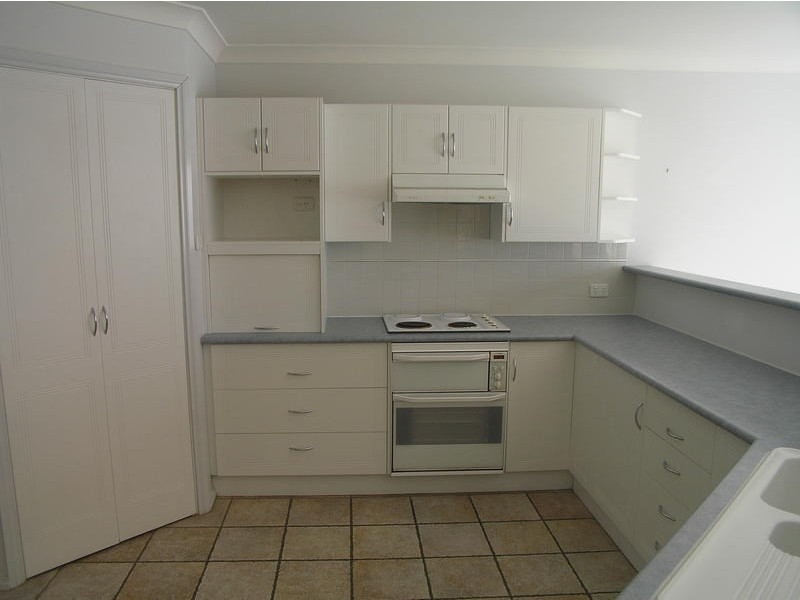 34 Daley Avenue, Daleys Point NSW 2257