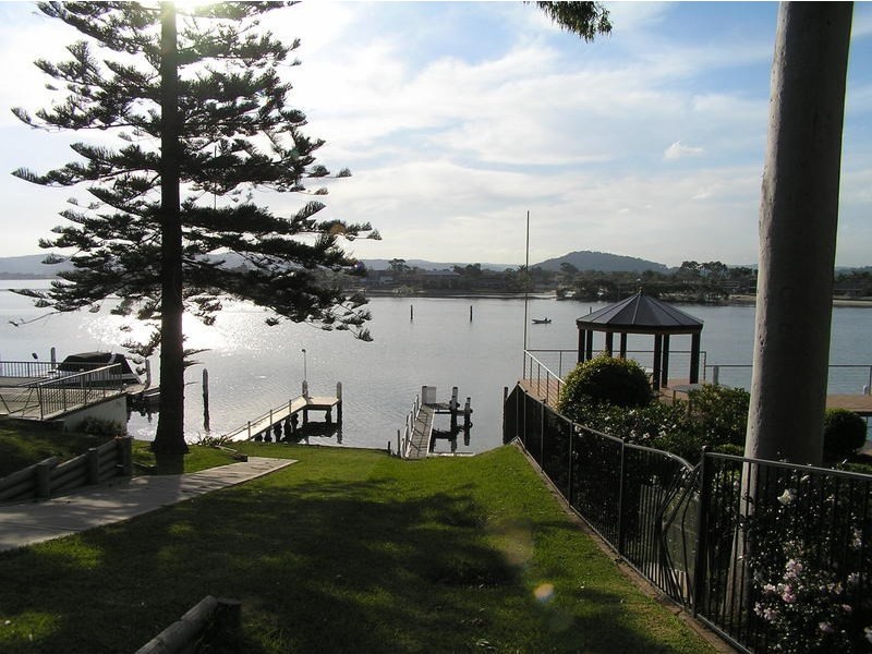 34 Daley Avenue, Daleys Point NSW 2257