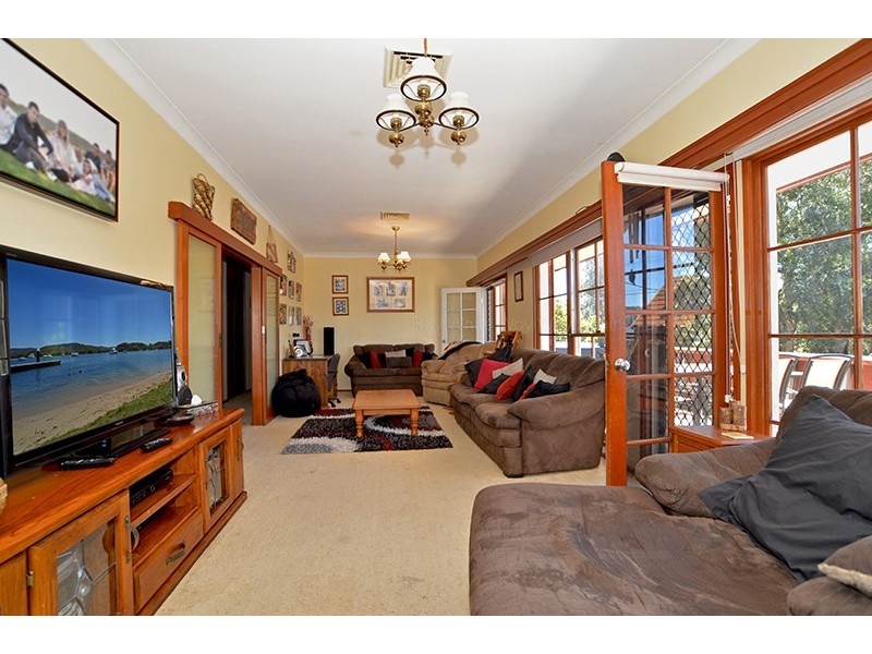 125 North Burge Road, Woy Woy NSW 2256