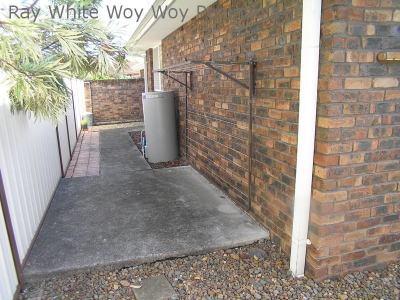 2/21 Kingsley Avenue, Woy Woy NSW 2256